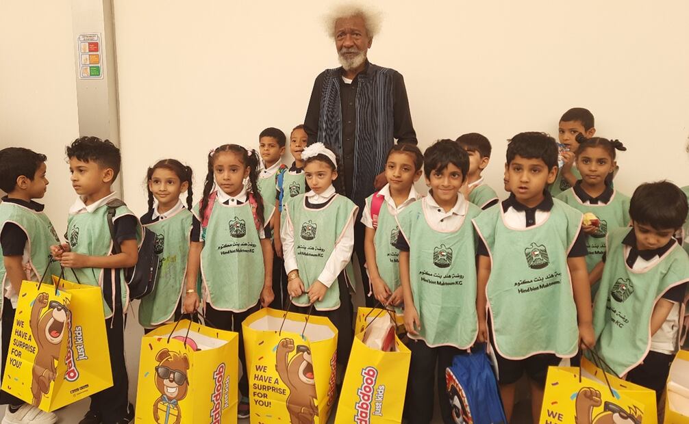El escritor Wole Soyinka en la Fil Sharjah. Foto: Frida Juárez/EL UNIVERSAL.