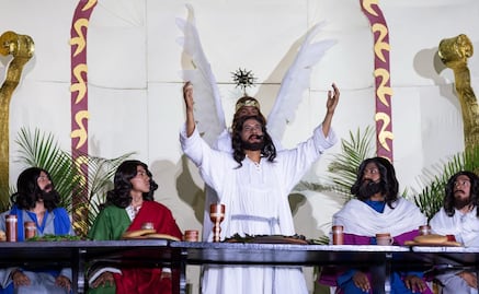 Iztapalapa celebra la 182 Pasión de Cristo con emotiva representación de la Última Cena; "¿ese es Diosito, verdad?", pregunta niño a su mamá