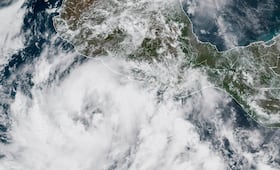 Se forma la Tormenta Tropical Dalila; prevén lluvias de intensas a muy fuertes en Michoacán, Guerrero, Oaxaca, Jalisco y Colima
