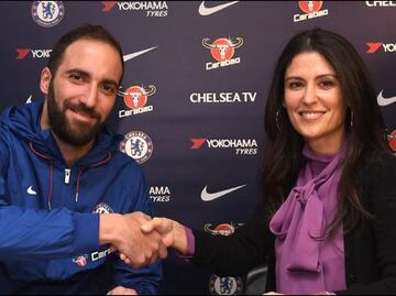 Gonzalo Higuaín ficha con el Chelsea de Inglaterra