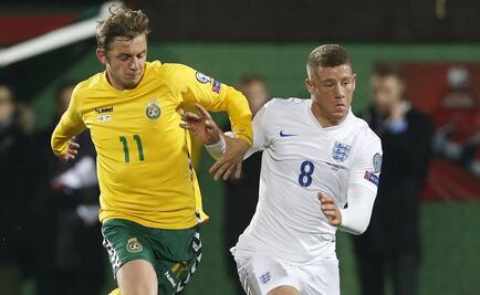 Inglaterra supera con autoridad a Lituania