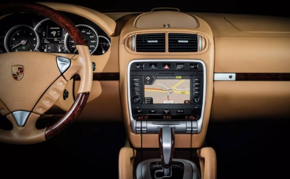 Porsche lanza nuevos sistemas de entretenimiento para autos del 2000