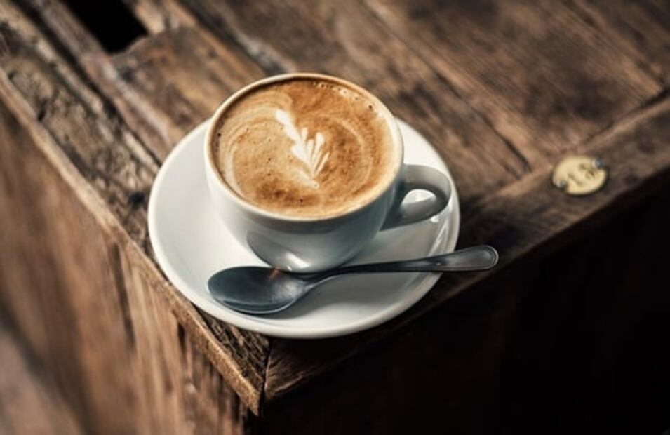 Tomar café podría ayudar a quemar grasa