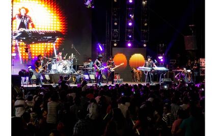 Bronco complace en Acapulco 