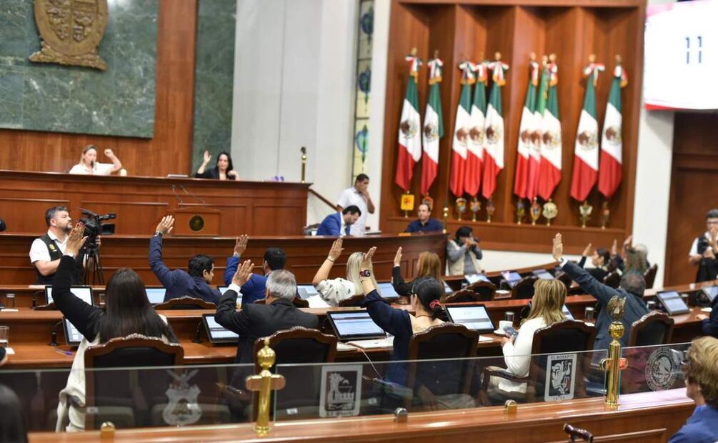 Sesión ordinaria del Congreso del Estado donde se aprobó reforma al Código Penal de Sinaloa sobre delito de halconeo (22/04/2025). Foto: Oficial
