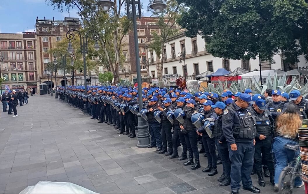 La Subsecretaría de Programas de Alcaldías y Ordenamiento de la Vía Pública informó que se incrementó la presencia con elementos de seguridad y servidores públicos para inhibir el ambulantaje en el Centro Histórico. Foto: especial