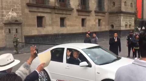 AMLO sale de Palacio Nacional a toma de posesión de Sheinbaum
