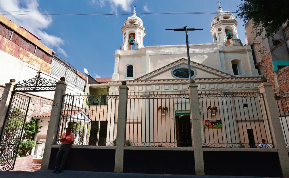 En Ayuntamiento 29, en la colonia Centro, este recinto ya recibe al público de nuevo tras permanecer cerrado varios meses durante 2024 por las obras de restauración. Foto: Berenice Fregoso / EL UNIVERSAL