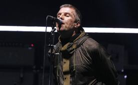 Liam Gallagher "amenaza" a sus fans  con no volver a México si Inglaterra es eliminada