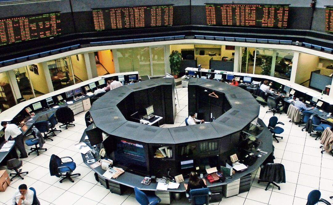 The current government is dealing with several frauds and corruption cases inside government departments - Photo: Marcos Delgado/EL UNIVERSAL