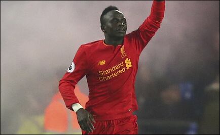 Sadio Mané envía 300 camisetas del Liverpool a su pueblo en Senegal