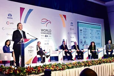 Meade: falta para que gane México el oro en economía