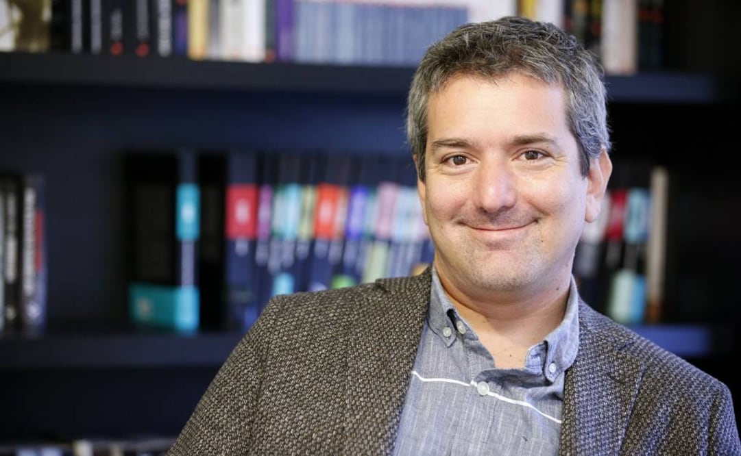 . Es verdad que América Latina, en general, es mucho mejor hoy que cuando yo era niño, pero la violencia nunca desaparece, sólo se transforma", afirmó el autor. FOTO: Zipi/EFE.