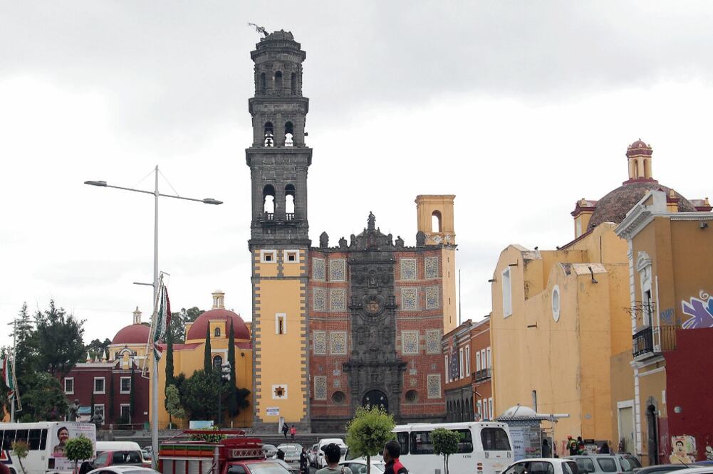 Dos torres del Santuario de Nuestra Señora de Los Remedios, en Cholula, sucumbieron al terremoto del 19 de septiembre; el interior, sin embargo, no tiene daños graves (FOTOS: OMAR CONTRERAS. EL UNIVERSAL)