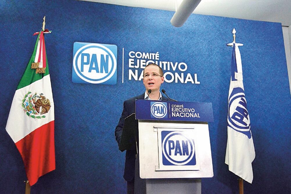 Entre la familia política de Ricardo Anaya Cortés, con propiedades, están sus suegros Donino Ángel Martínez y Maribel Natalia Franco. Su esposa Carolina Martínez Franco y sus cuñados José Ángel y Natalia (ARCHIVO EL UNIVERSAL)