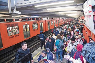 Carteristas usaban mochila de su hijo para guardar el botín