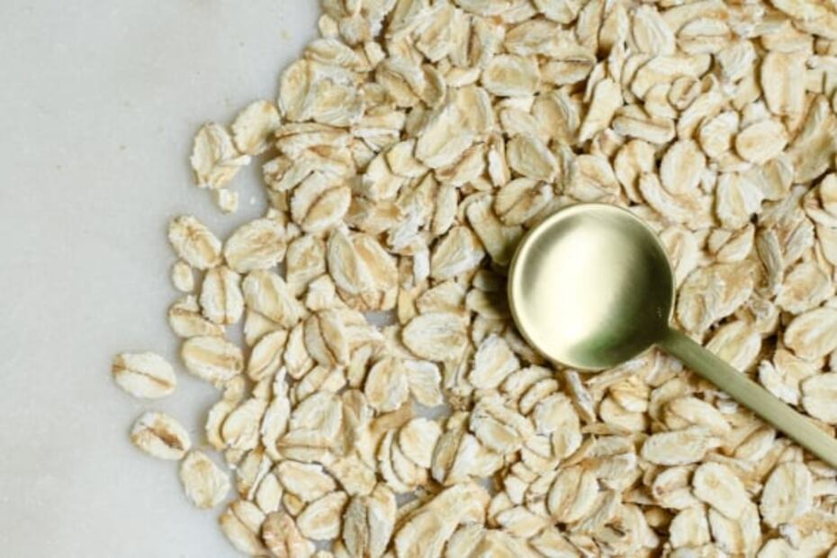 Baja el colesterol con esta agua de avena con limón