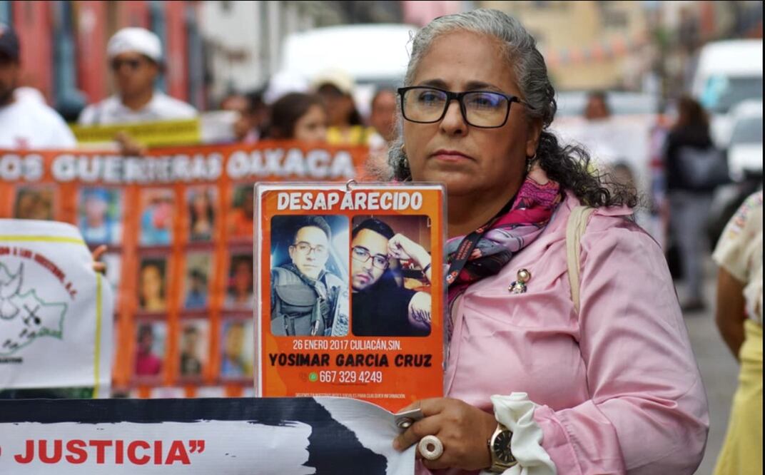 Colectivos de búsqueda de personas desaparecidas en Oaxaca marcharon en la capital del estado en el marco del Día Internacional de las Víctimas de Desaparición Forzada, el sábado 30 de agosto de 2025. Foto: Edwin Hernández/EL UNIVERSAL
