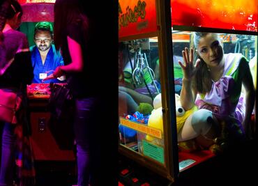 En esta obra de teatro puedes jugar videojuegos con los actores
