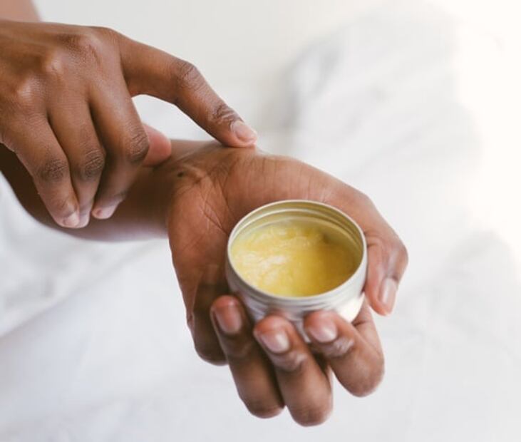 Tips de belleza con vaselina que quizá no conocías