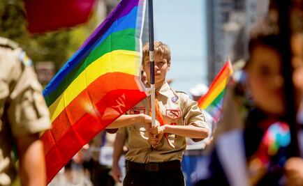 Levantan Scouts de EU prohibición a adultos gay