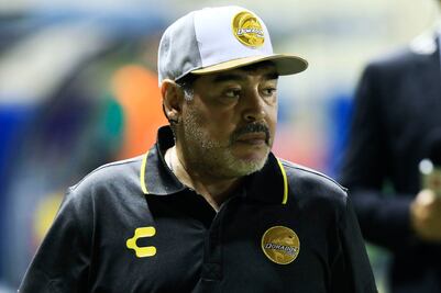 Maradona implora por carta de recomendación