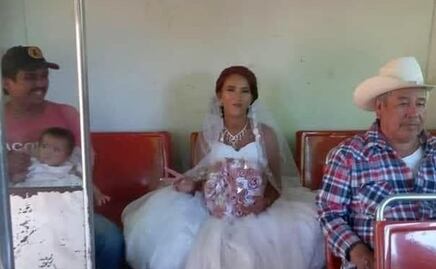 Novia se sube a camión para llegar a tiempo a la iglesia y se vuelve viral