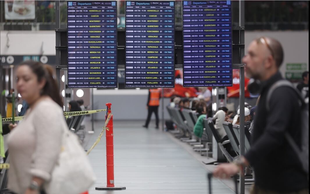 SICT estima la creación de 200 mil empleos en el sector aeroportuario . Foto: EFE