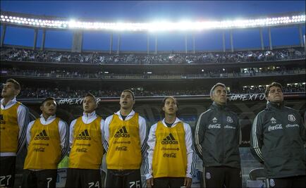 'Tata' Martino hará once cambios en la alineación de México ante Paraguay
