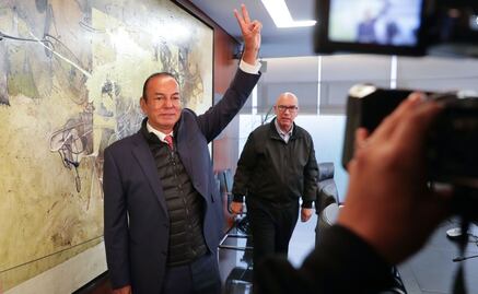 José Manuel del Río Virgen regresa al Senado con aplausos y ovaciones tras ser liberado 