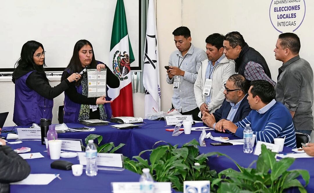 El recuento en las 73 casillas en la alcaldía Cuauhtémoc se realizó sin contratiempos y confirmó la victoria de la candidata del PAN-PRI-PRD. Foto: Especial