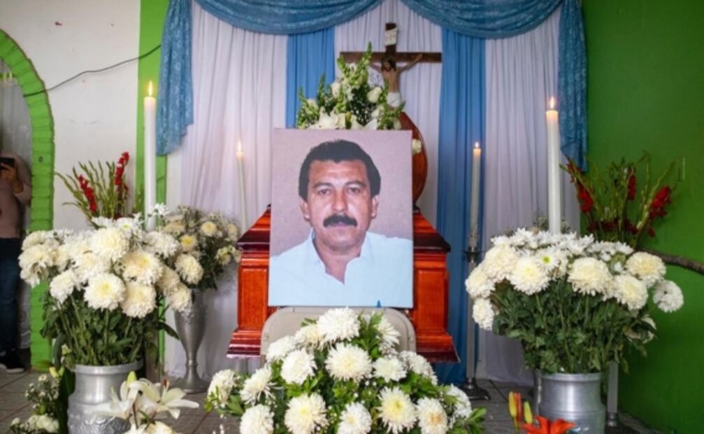 Con armas largas, GN y Ejército custodian velorio de periodista asesinado en Guerrero