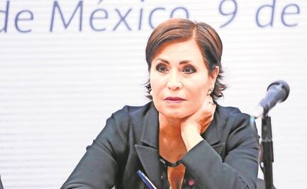 Familiares y simpatizantes de Rosario Robles realizan jornada de resistencia para exigir su libertad