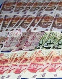 Bajan las apuestas a favor del superpeso en Chicago