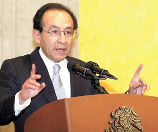 Buscan 20 encabezar la Auditoría