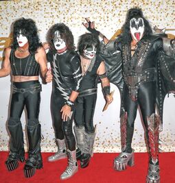 Kiss anuncia su retiro de los escenarios con una gira mundial
