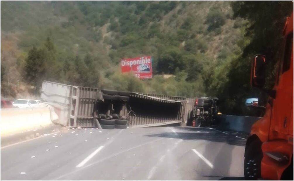 Accidente en la México-Cuernavaca. Foto: Especial