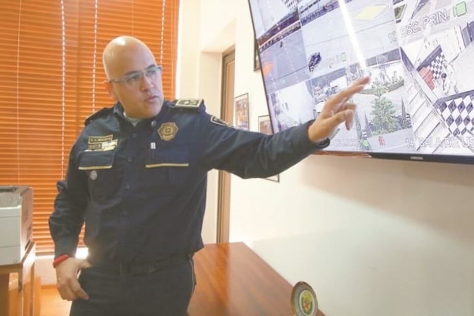 Ante agresiones, policías vuelven a la academia