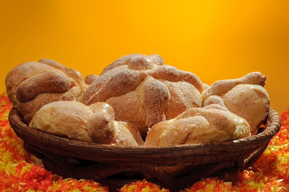 El pan de muerto representa el ciclo de la vida. (Foto: Istock)