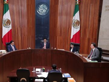 Tribunal Electoral obliga a partidos a postular a 5 mujeres a gubernaturas