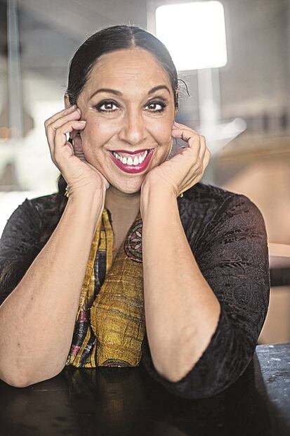 Regina Orozco separa simpatías políticas