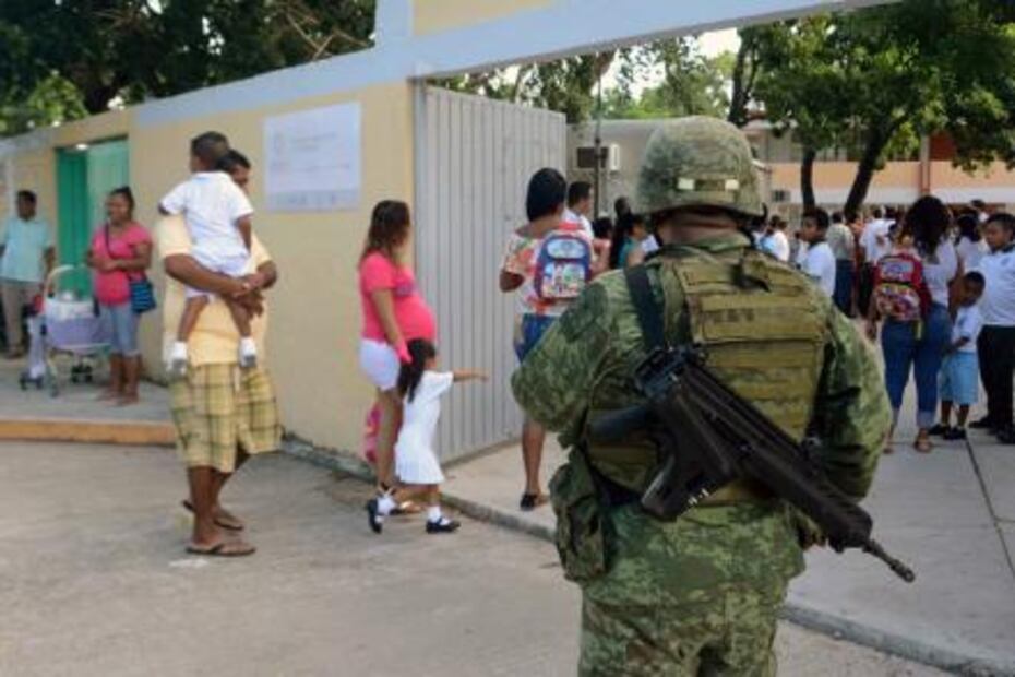 Inician clases con paros y vigilancia especial en los estados