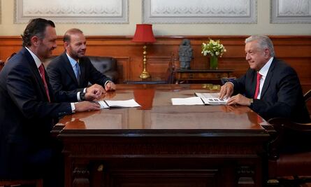 Conversa AMLO con Mauricio Kuri sobre agua y desarrollo urbano en Querétaro