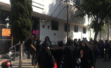 Demandan la liberación de 2 jóvenes detenidos por disturbios en la UNAM