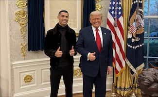 Cristiano Ronaldo recibe impresionante obsequió de parte de Trump en su visita a la Casa Blanca