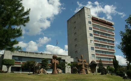 Regresan trabajadores a actividades presenciales en la UAEM; los alumnos volverán el lunes, anuncian