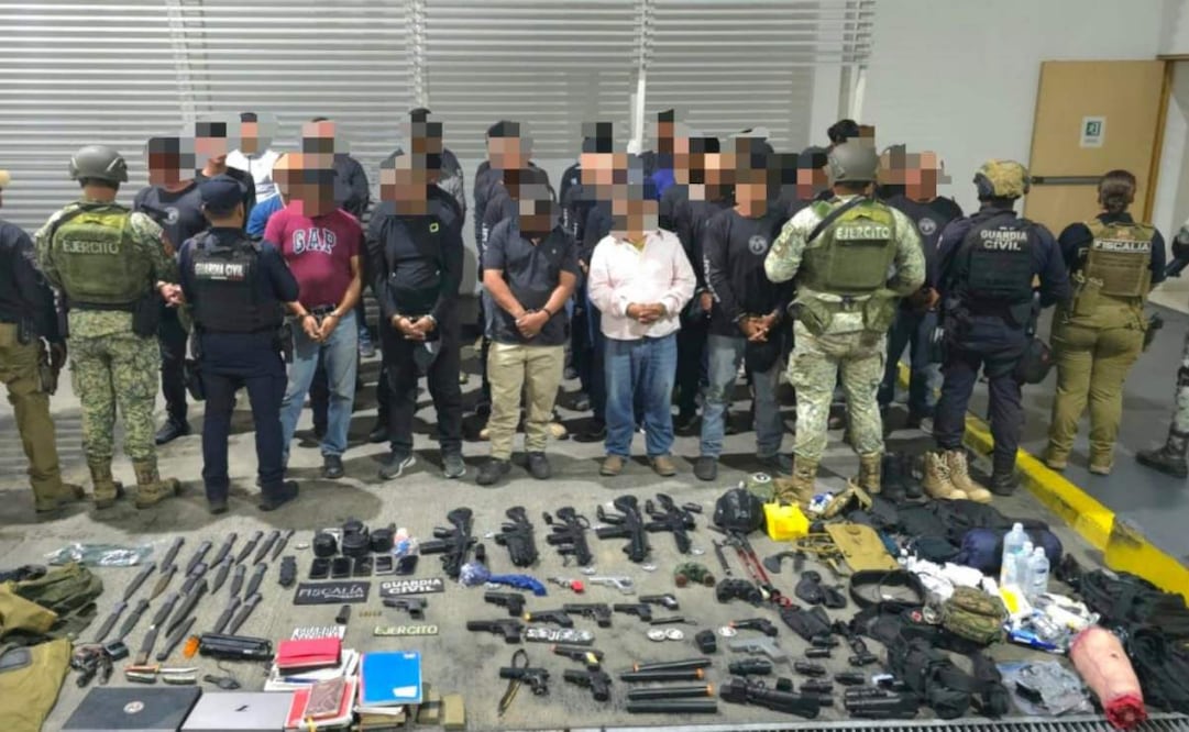 Detienen a 38 hombres en posesión de armas y equipo táctico en Michoacán (24/09/2025). Foto: Especial