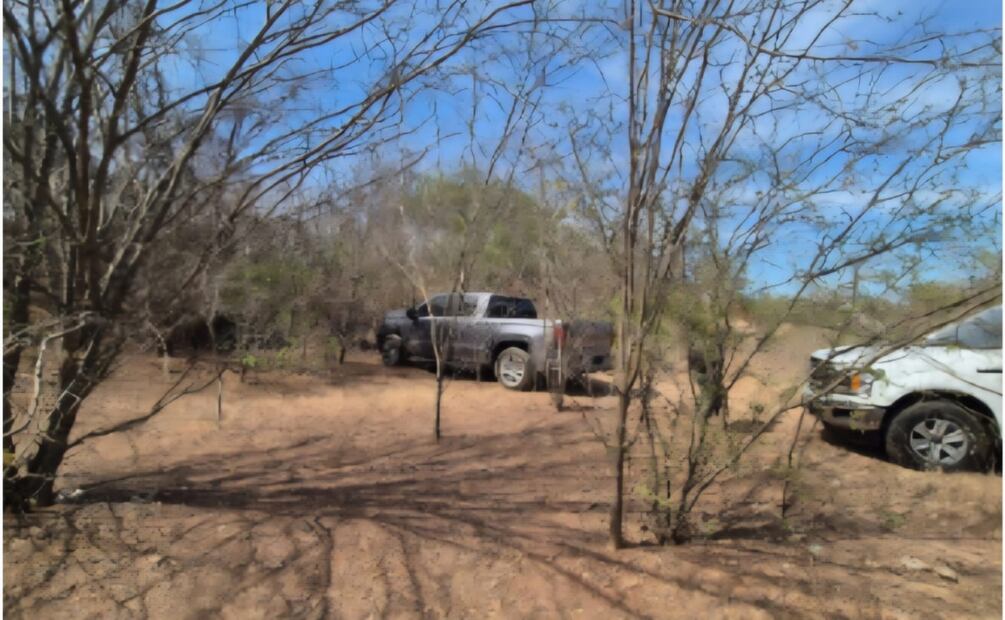 Hallan nueve vehículos abandonados en Culiacán; siete estaban blindados y listos para combate. Foto: Especial