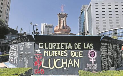 Exigen se investigue robo de la cruz rosa de la Glorieta de las Mujeres que Luchan; se debe respetar la memoria de las víctimas, piden