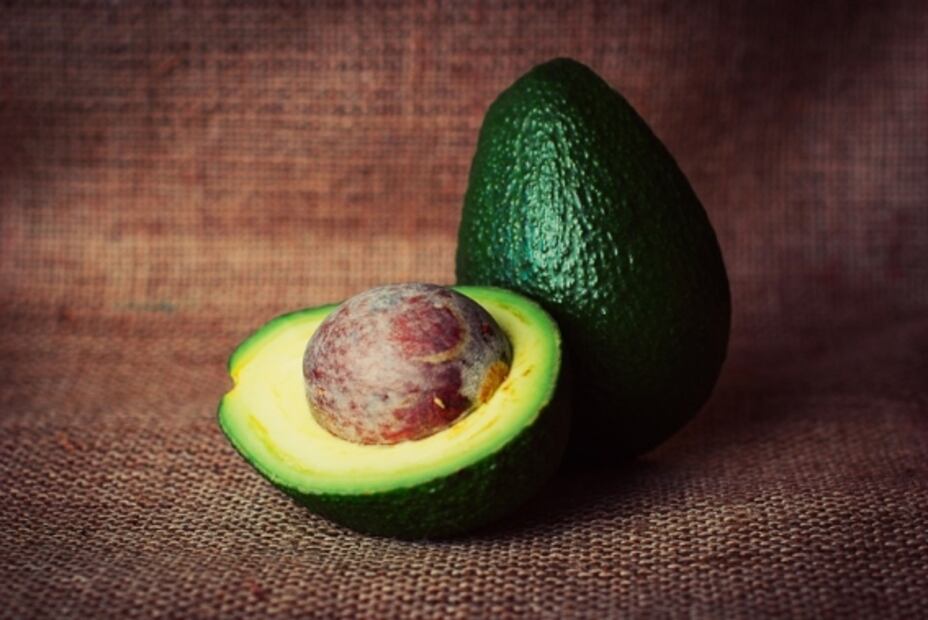 Frutas que aportan muchas calorías a tu dieta